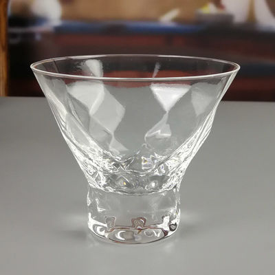 গুণ Lead Free Crystal Cocktail Glasses With Optical Diamonds Design কারখানা