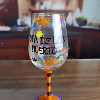 গুণ FDA Holiday Gift Hand Painted Festival Wine Glass কারখানা